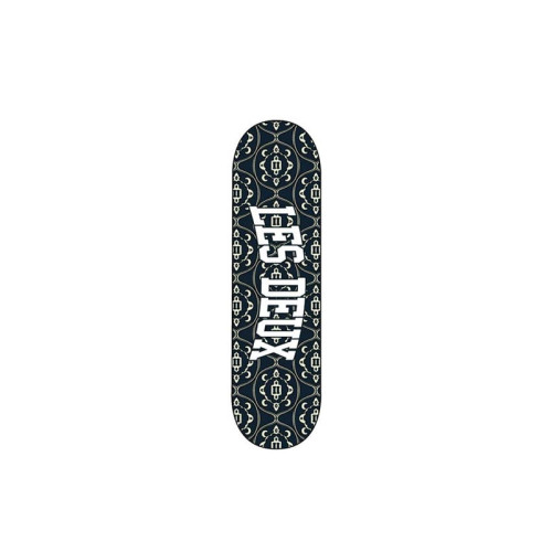 Les Deux Skateboard