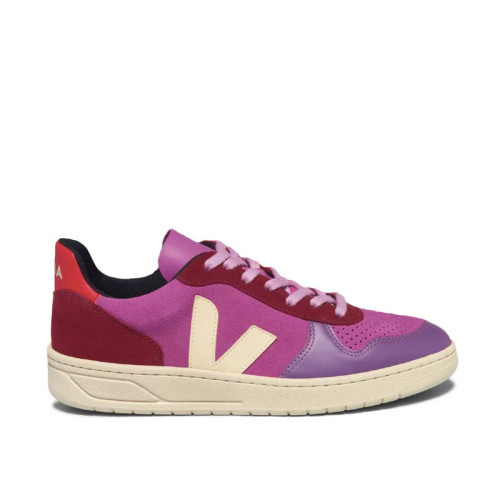 Veja V-10 Suede