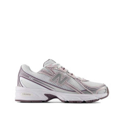 New Balance 740 