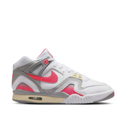 Nike Air Tech Challenge 2 Nike Air Tech Challenge 2