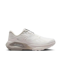 Nike Structure Plus Nike Structure Plus