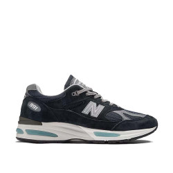 New Balance 991v2 Made in UK “Dark Navy” New Balance 991v2 Made in UK “Dark Navy”
