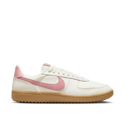 Nike Field General 82