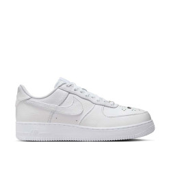 Nike Air Force 1 Low Retro QS Nike Air Force 1 Low Retro QS