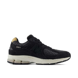 New Balance 2002R 