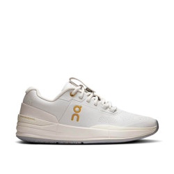 On The Roger Pro Ace W On The Roger Pro Ace W